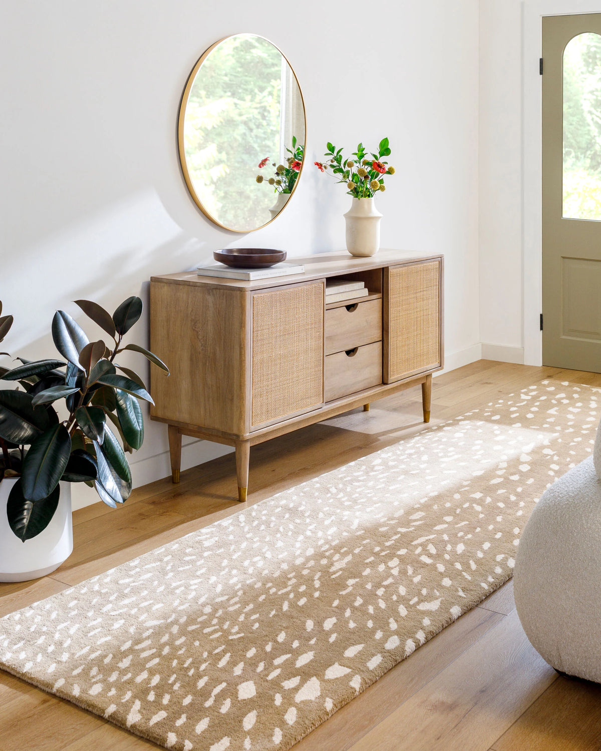 Athens Modern Hand-Tufted Wool Rug - Image 3