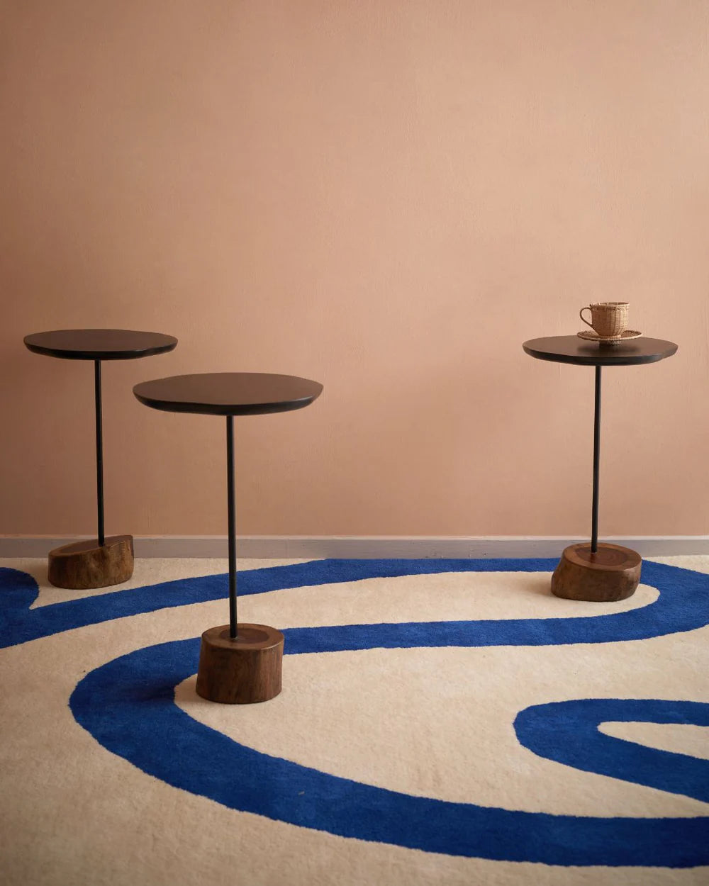 Azure Abstract Hand-Tufted Wool Rug - Image 4