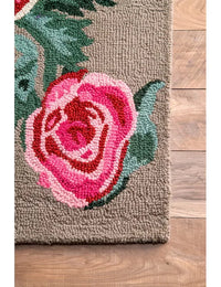 Berry Floral Hand-Tufted Wool Rug - Image 4