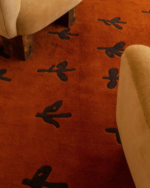 Big Buds Irregular Hand-Tufted Wool Rug - Image 4