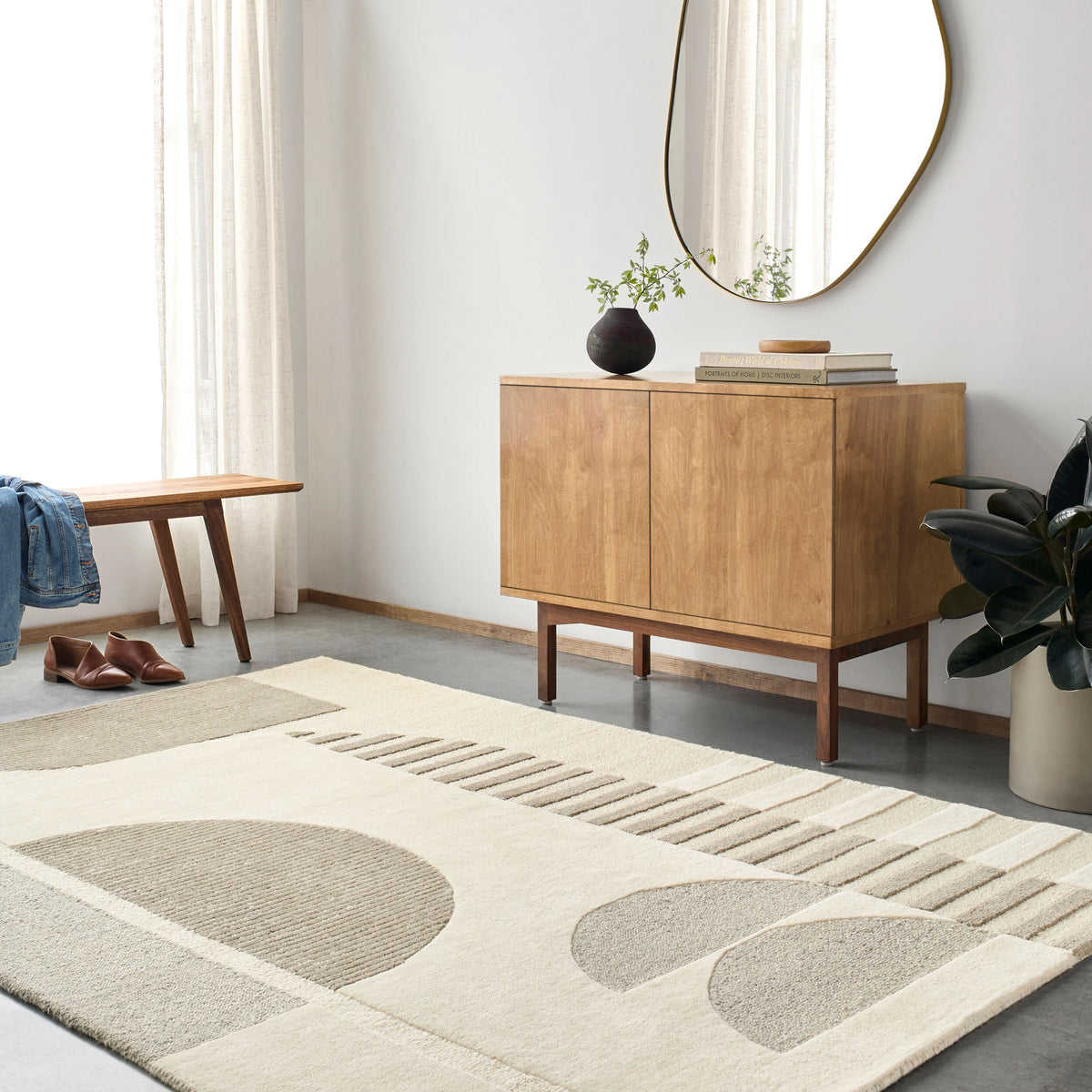 Brooklyn Gallery Abstract Hand-Tufted Wool Rug - Image 2
