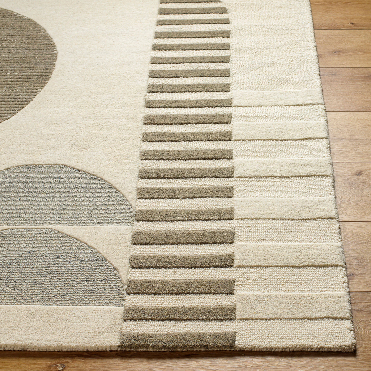 Brooklyn Gallery Abstract Hand-Tufted Wool Rug - Image 3