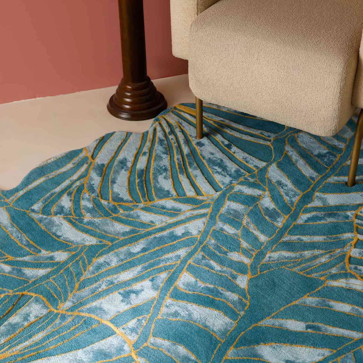 Cadre Irregular Hand-Tufted Wool Rug - Image 3
