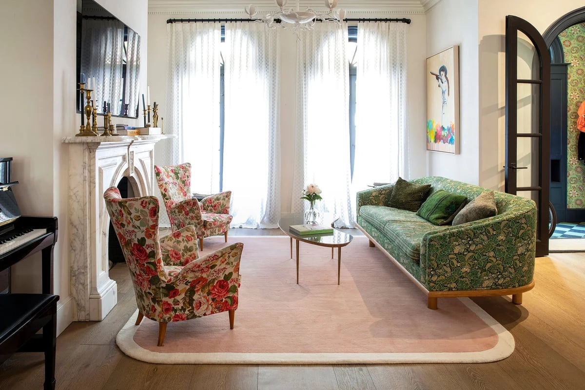Charlston Pink Irregular Hand-Tufted Wool Rug - Image 1