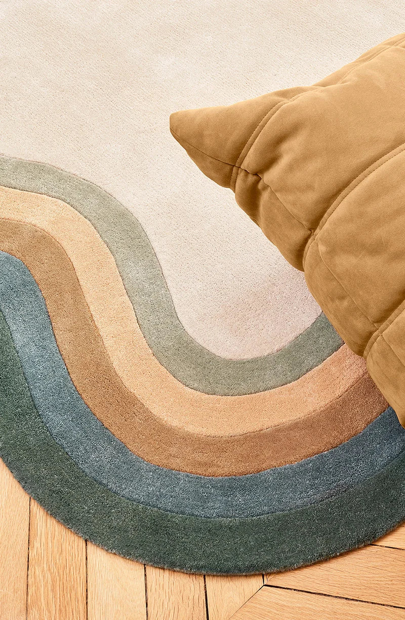 Claret Irregular Hand-Tufted Wool Rug - Image 4