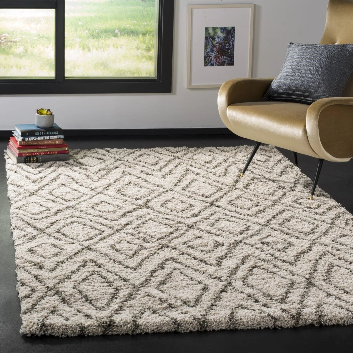 Cosmic Ivory, Grey Retro Collection Plush Shag Rug - Image 1