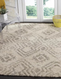 Cosmic IvoryGray Retro Collection Plush Shag Rug - Image 2