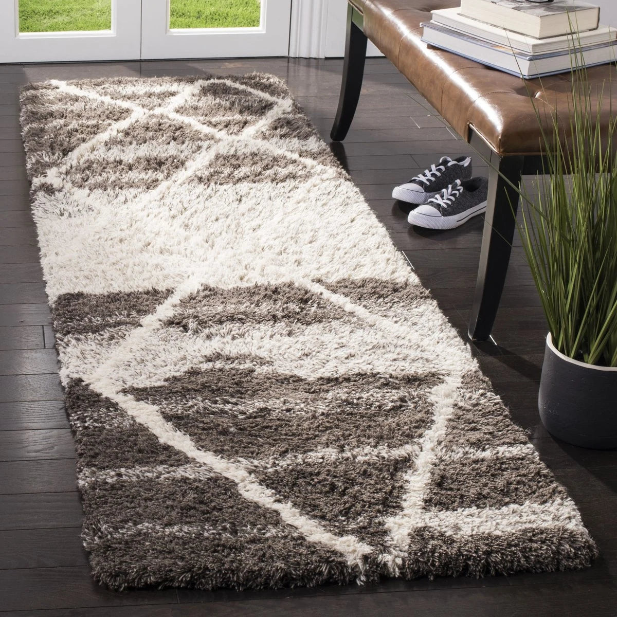 Cosmic Sand, Ivory Retro Collection Plush Shag Rug - Image 3