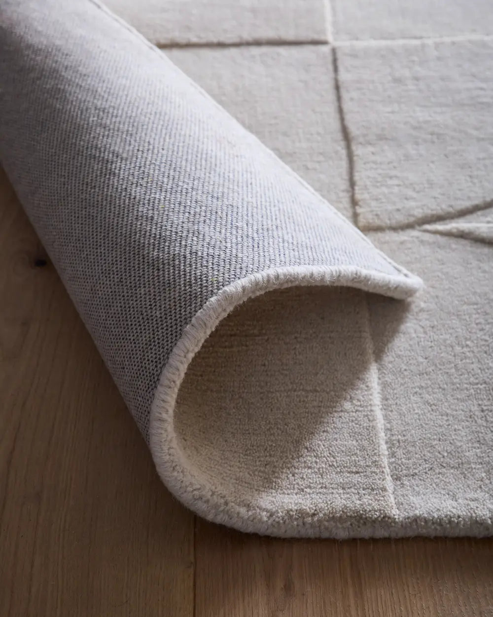 Cream Geometric Hand-Tufted Wool Rug - Image 4