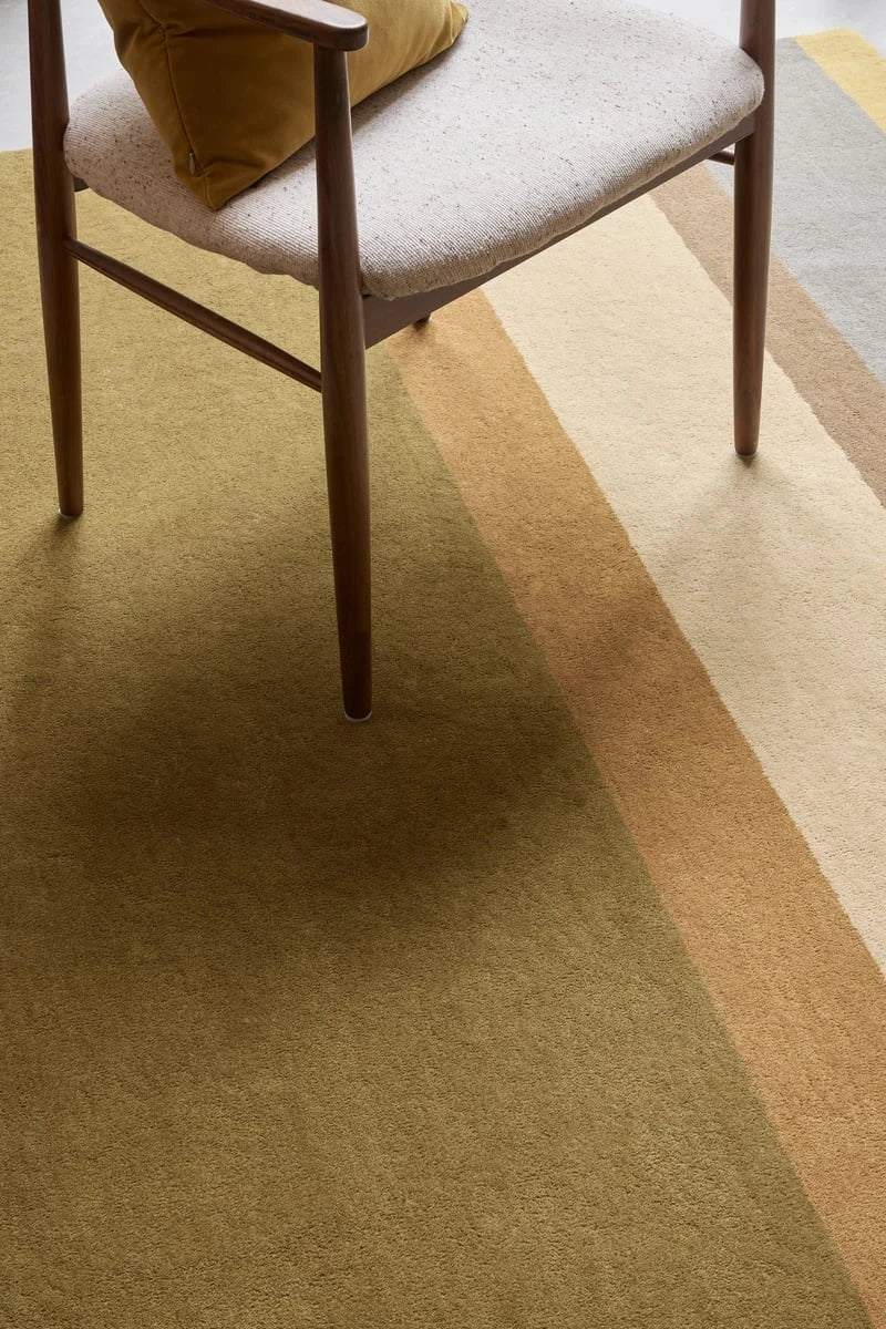 Earth Modern Hand-Tufted Wool Rug - Image 3