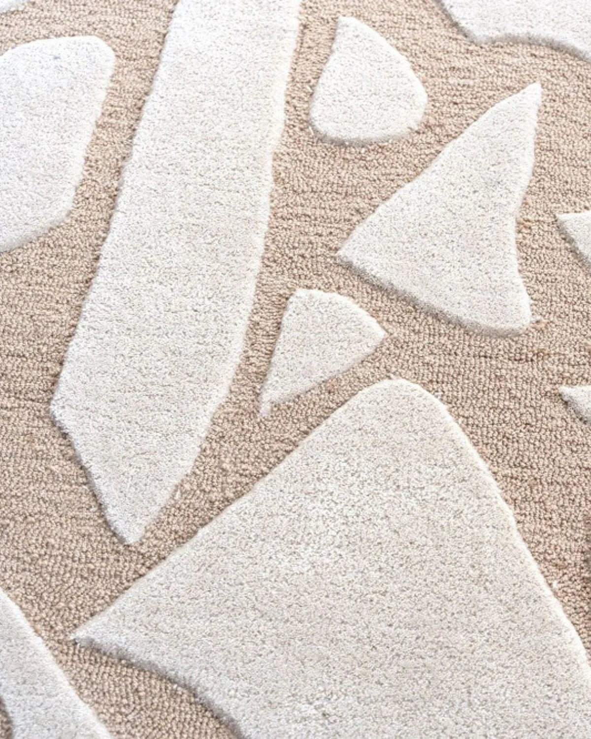 Espen Abstract Hand-Tufted Wool Rug - Image 4