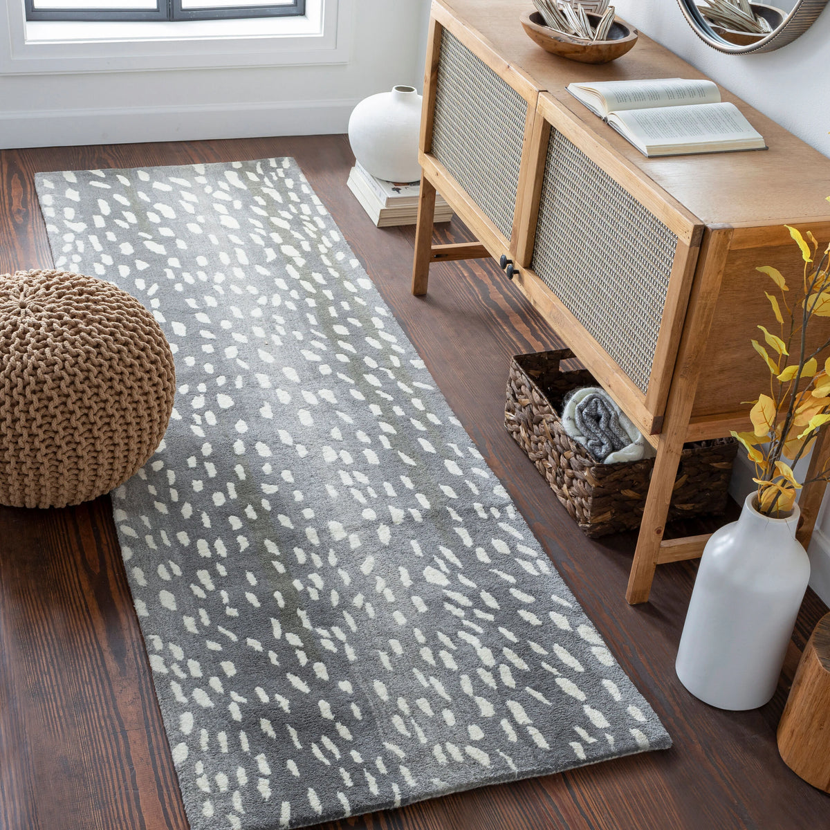 Fawn Modern Hand-Tufted Wool Rug - Image 3