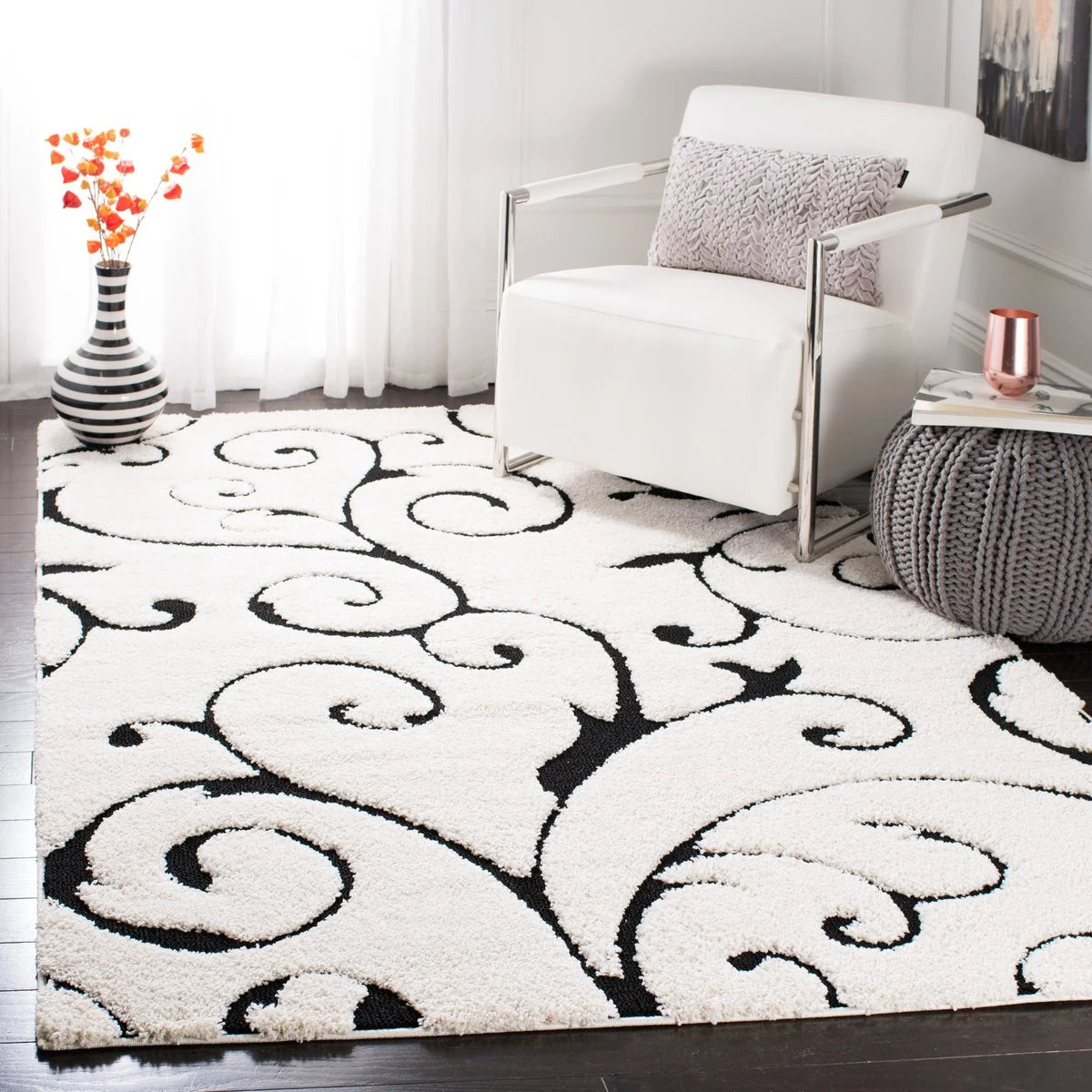 Florida Ivory, Black Floral Plush Shag Rug - Image 5