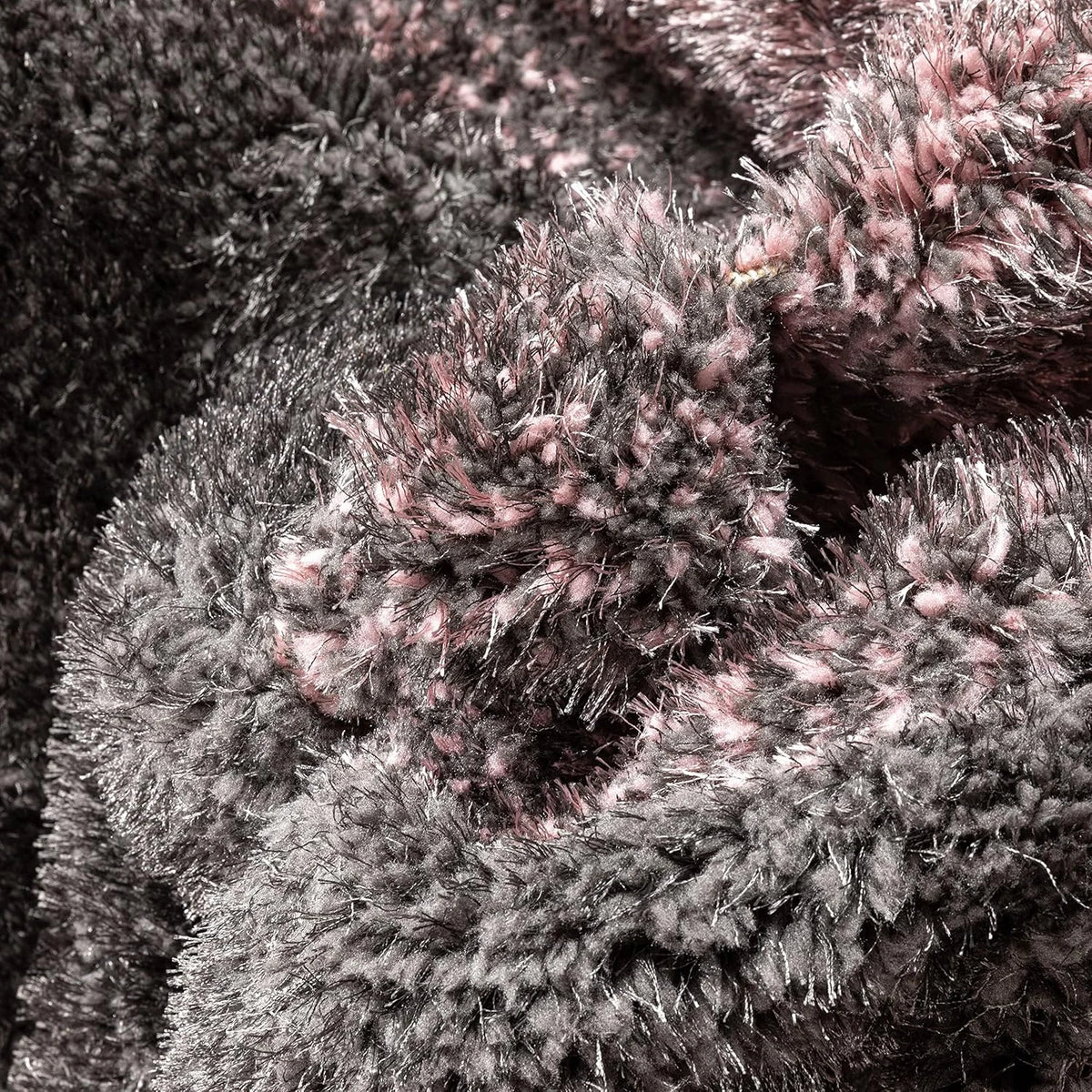 Grace Blush Gradiant Collection Plush Shag Rug - Image 3