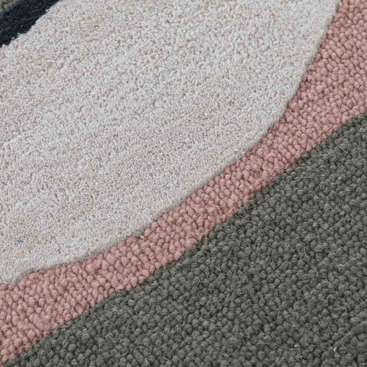 Hamburg Abstract Hand-Tufted Wool Rug - Image 4