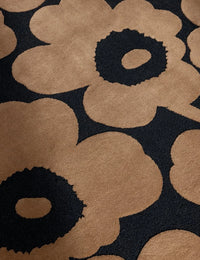 Honey Beige Floral Hand-Tufted Wool Rug - Image 4