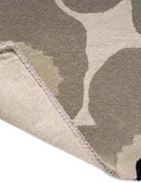 Honey Greige Floral Hand-Tufted Wool Rug - Image 8