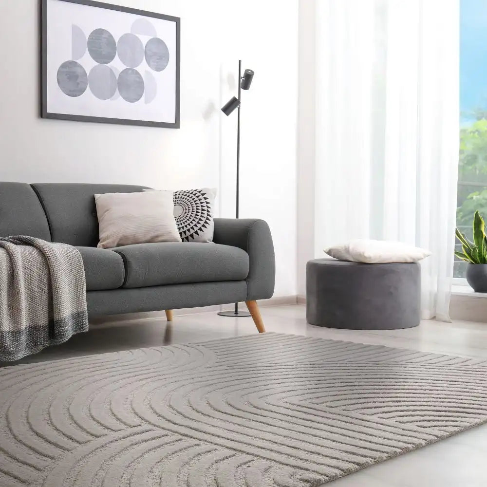 Hugo Silver Geometric Hand-Tufted Wool Rug - Image 3