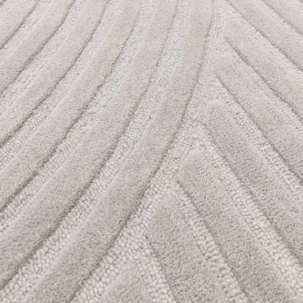 Hugo Silver Geometric Hand-Tufted Wool Rug - Image 5