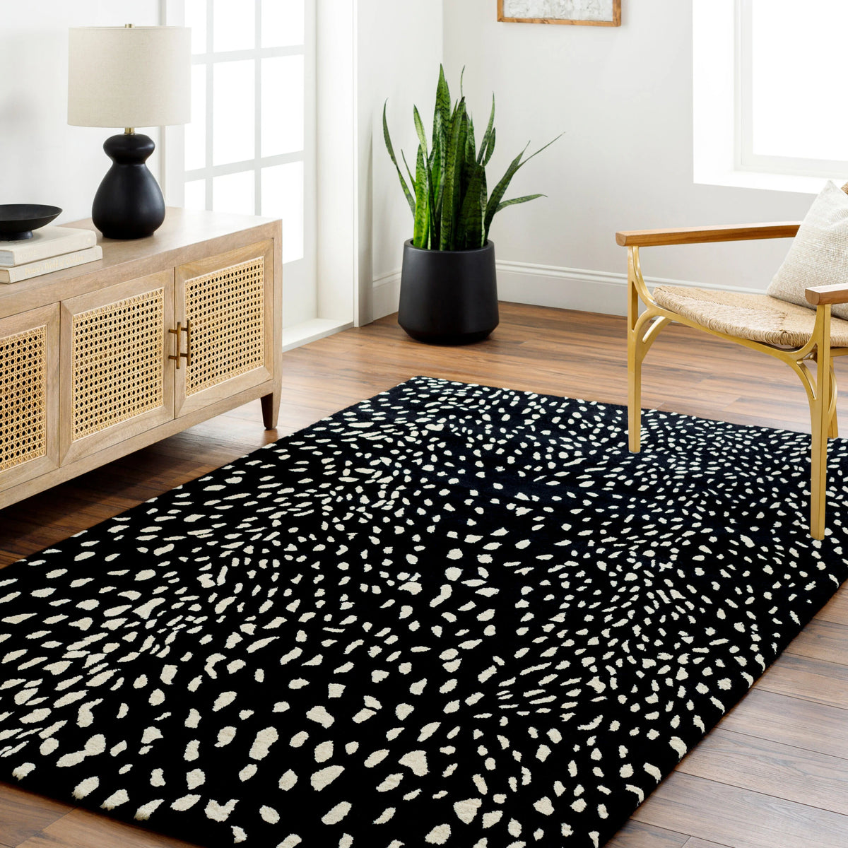 Jona Modern Hand-Tufted Wool Rug - Image 2
