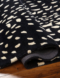 Jona Modern Hand-Tufted Wool Rug - Image 5
