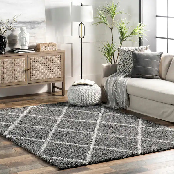 Latice Dark Grey ,Ivory Retro Collection Plush Shag Rug - Image 1