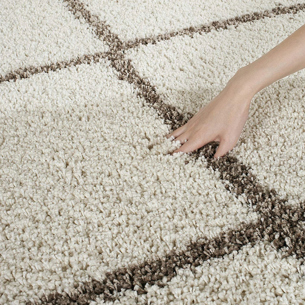 Latice IVORY & BEIGE Retro Collection Plush Shag Rug Round Rug - Image 2
