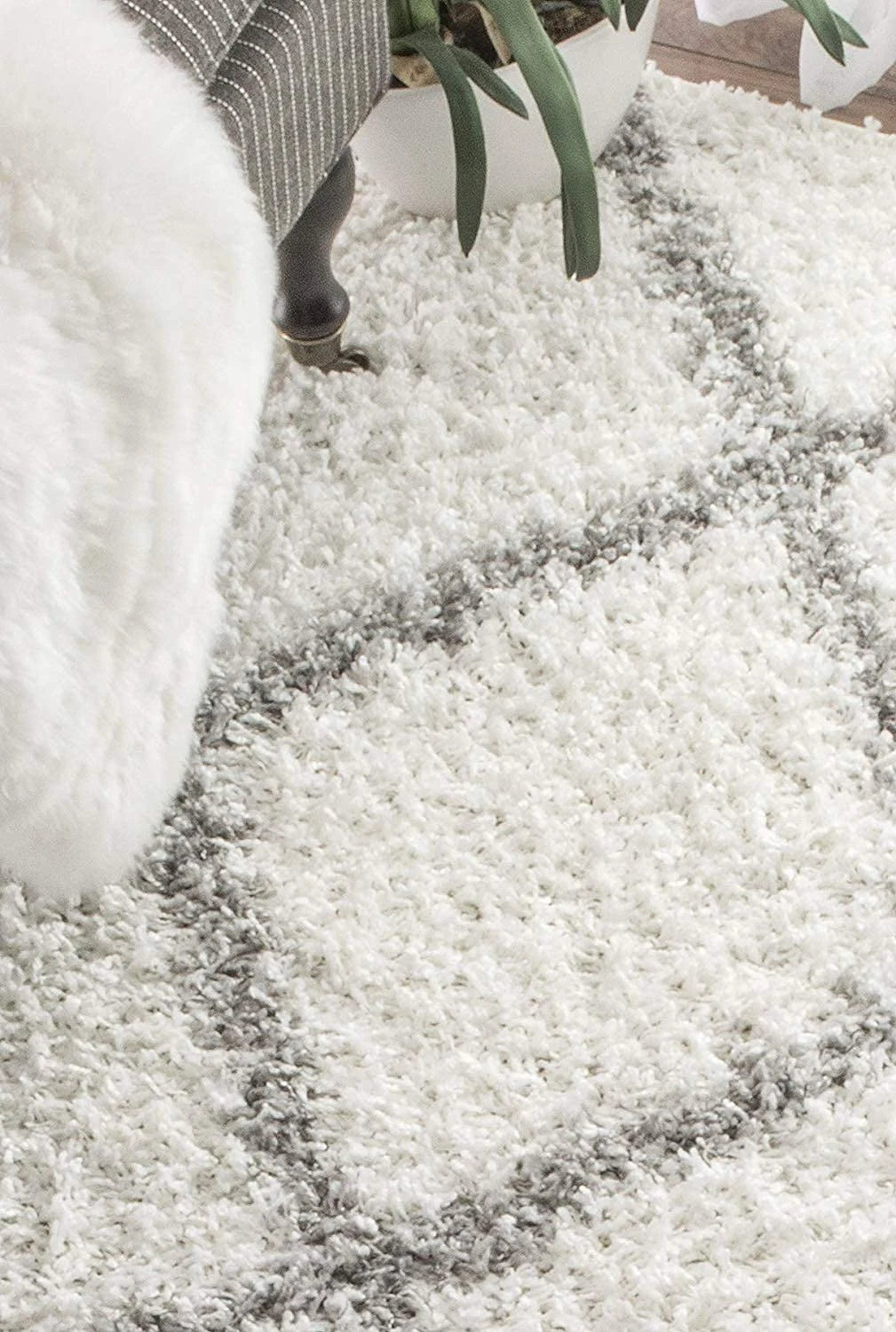 Latice WHITE & GREY Retro Collection Plush Shag Rug Round Rug - Image 2