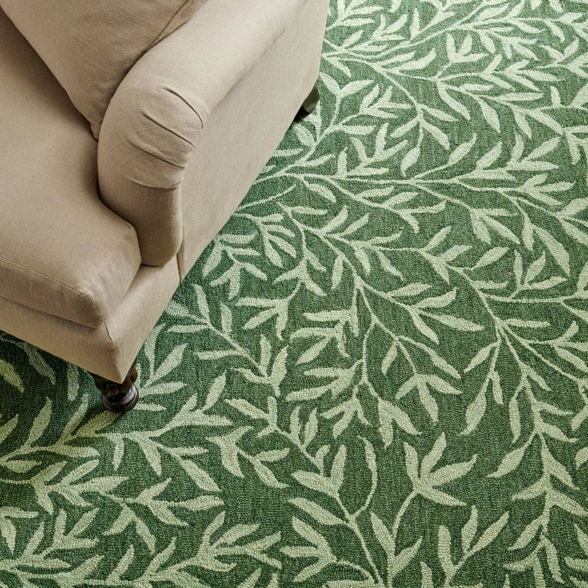 Leaf Green Floral Hand-Tufted Wool Rug - Image 3