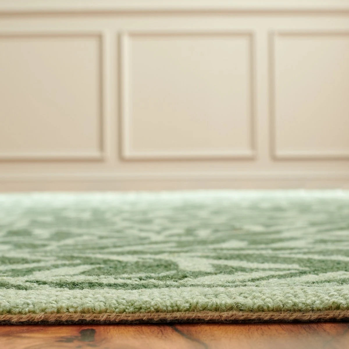 Leaf Green Floral Hand-Tufted Wool Rug - Image 5
