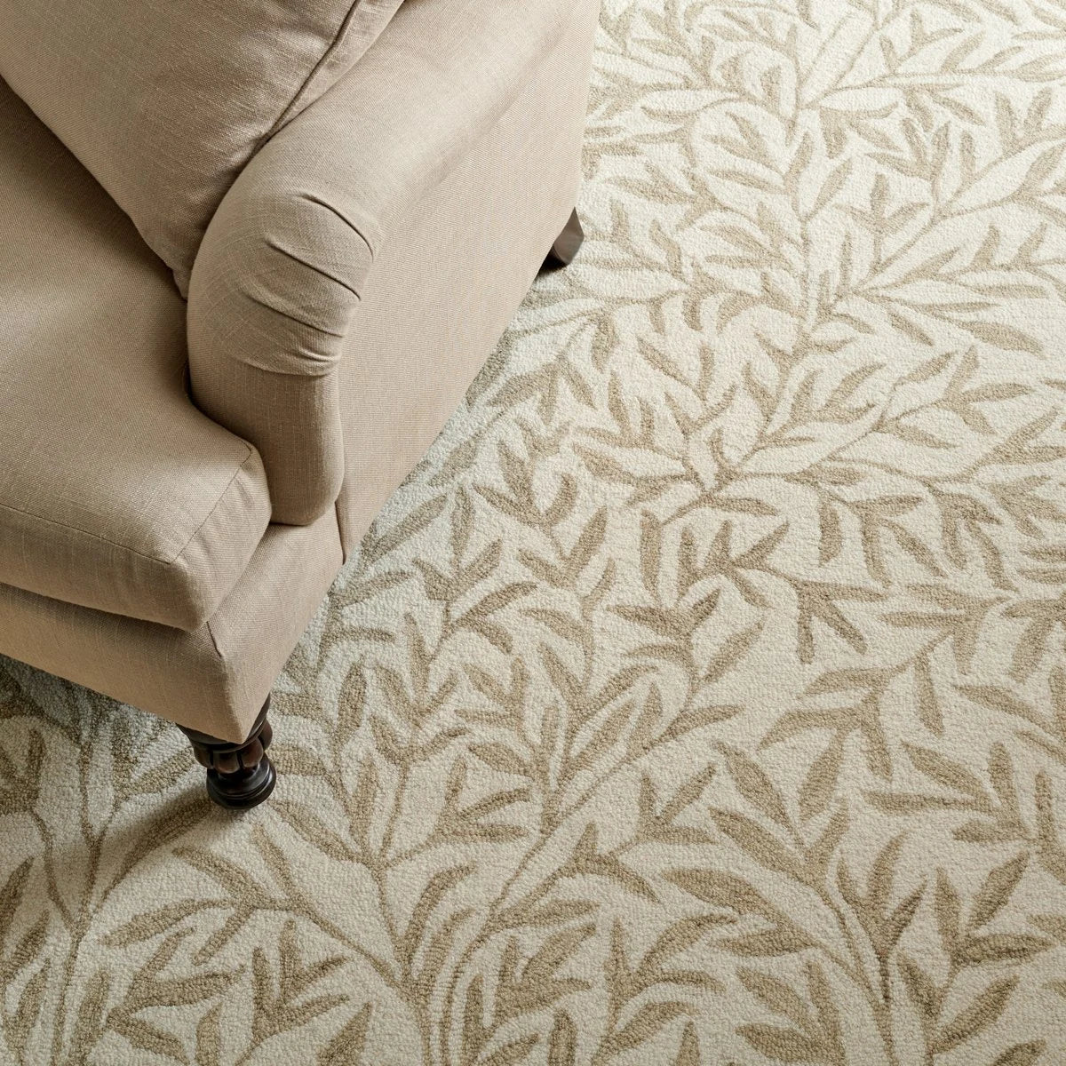 Leaf Ivory, Beige Floral Hand-Tufted Wool Rug - Image 4