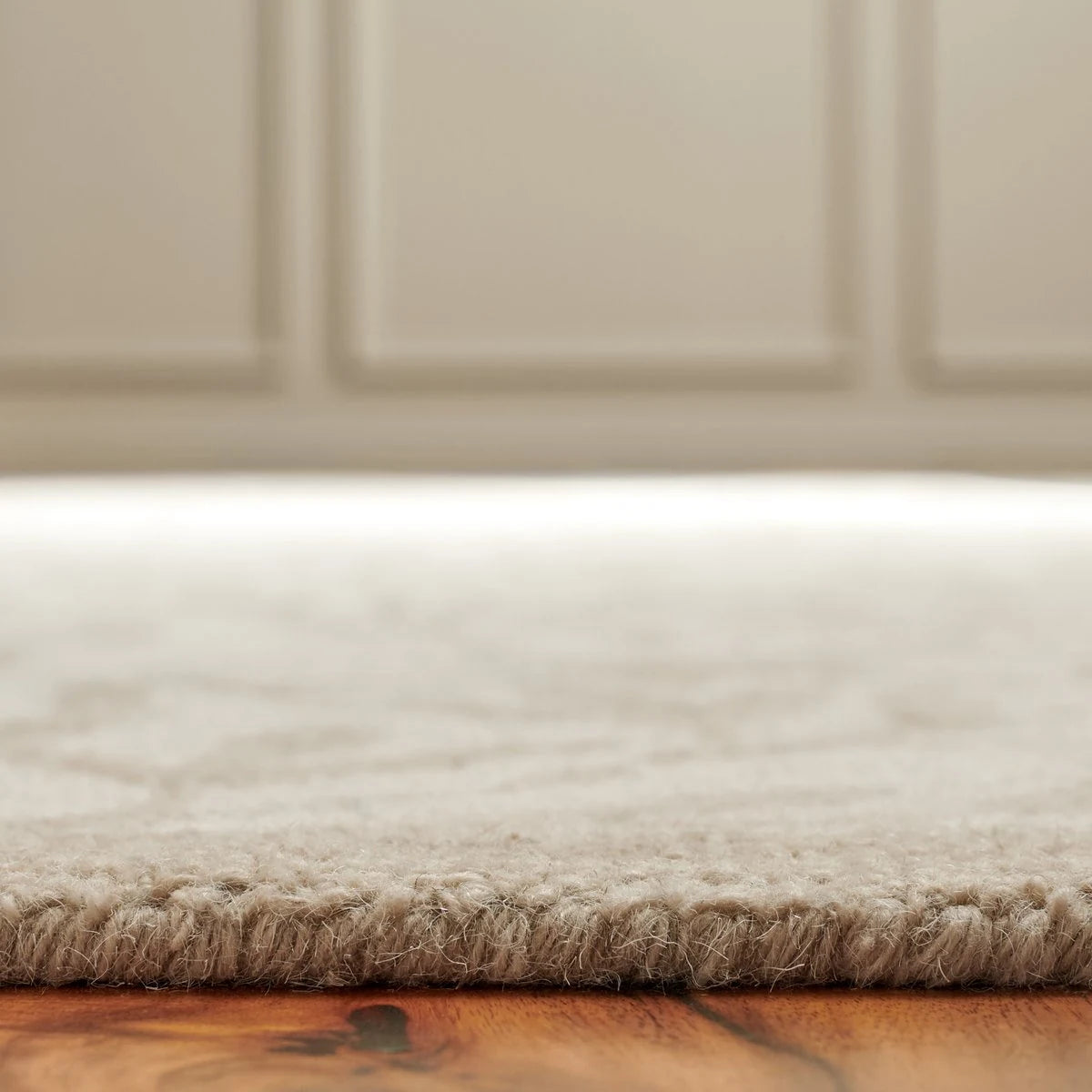 Leaf Ivory, Beige Floral Hand-Tufted Wool Rug - Image 5