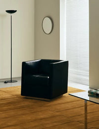Leo Geometric Hand-Tufted Wool Rug - Image 1