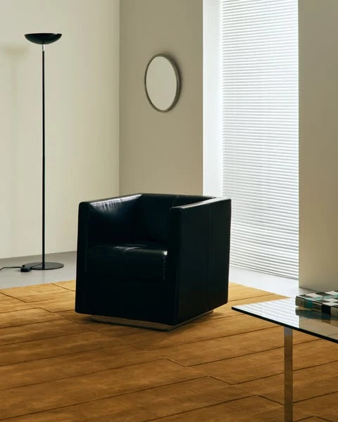 Leo Geometric Hand-Tufted Wool Rug - Image 1
