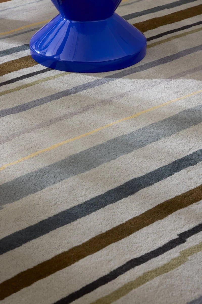 Metal Modern Hand-Tufted Wool Rug - Image 4