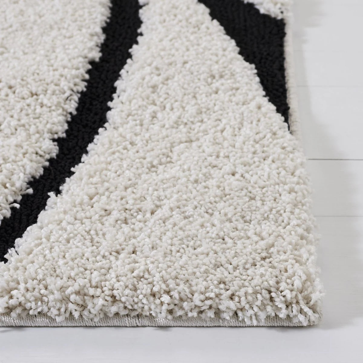 Oxford Ivory, Black Ripple Collection Plush Shag Rug - Image 5