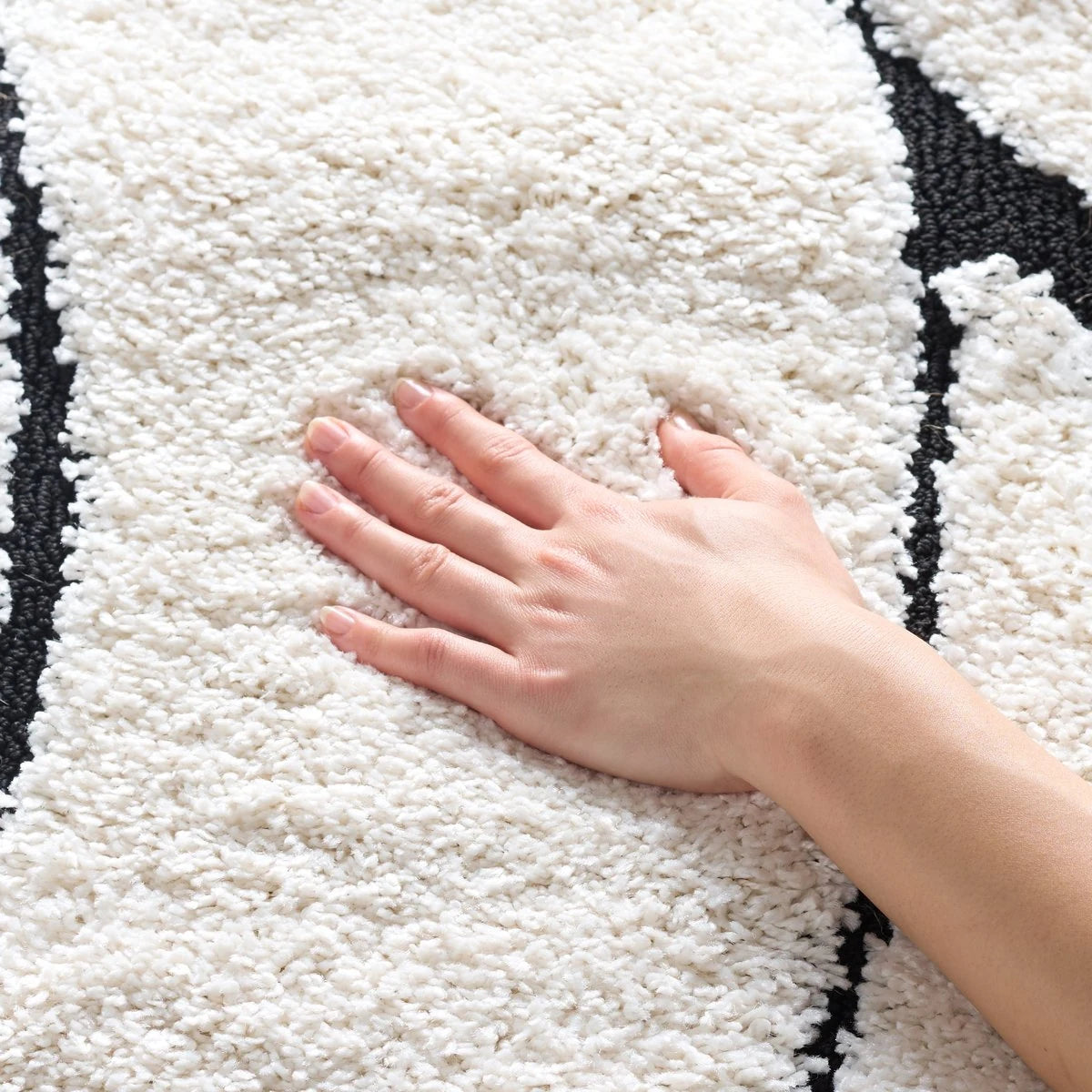 Oxford Ivory, Black Ripple Collection Plush Shag Rug - Image 7
