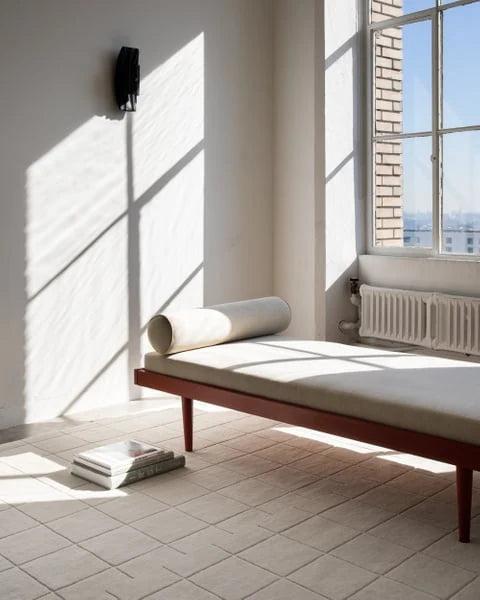 Ripple Geometric Hand-Tufted Wool Rug - Image 1