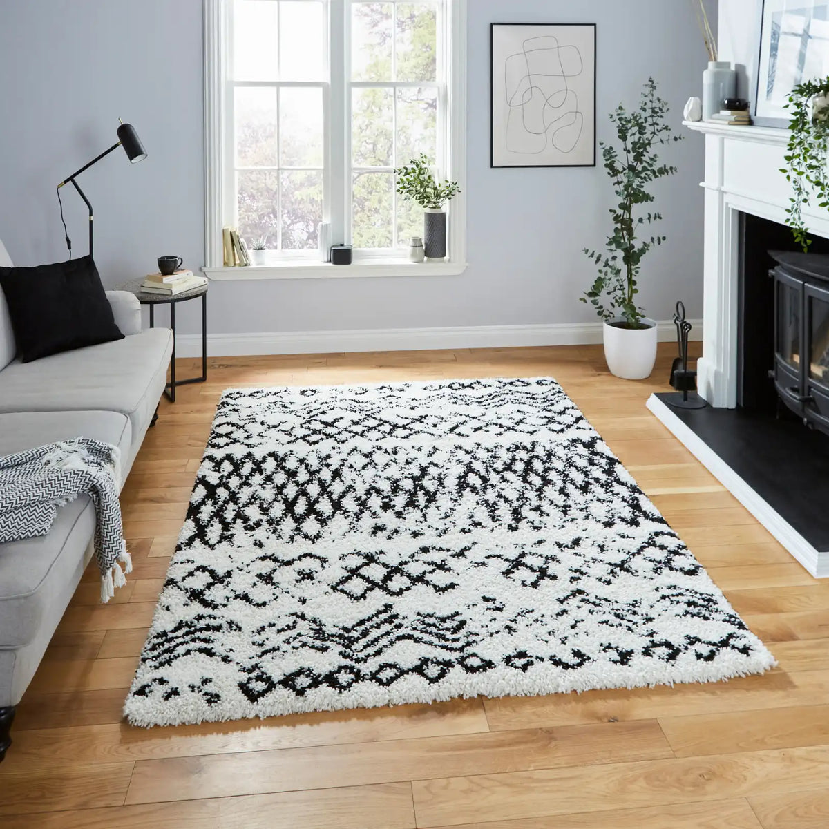 Scandi Lattice White & Black Retro Plush Shag Rug - Image 1