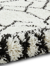 Scandi Linear White & Black Retro Plush Shag Rug - Image 4