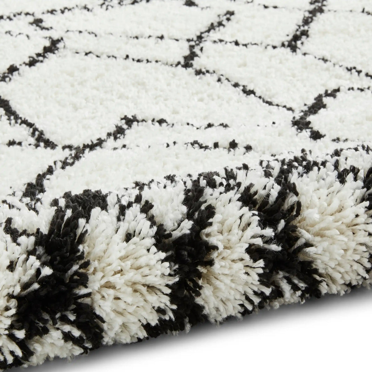 Scandi Linear White & Black Retro Plush Shag Rug - Image 4