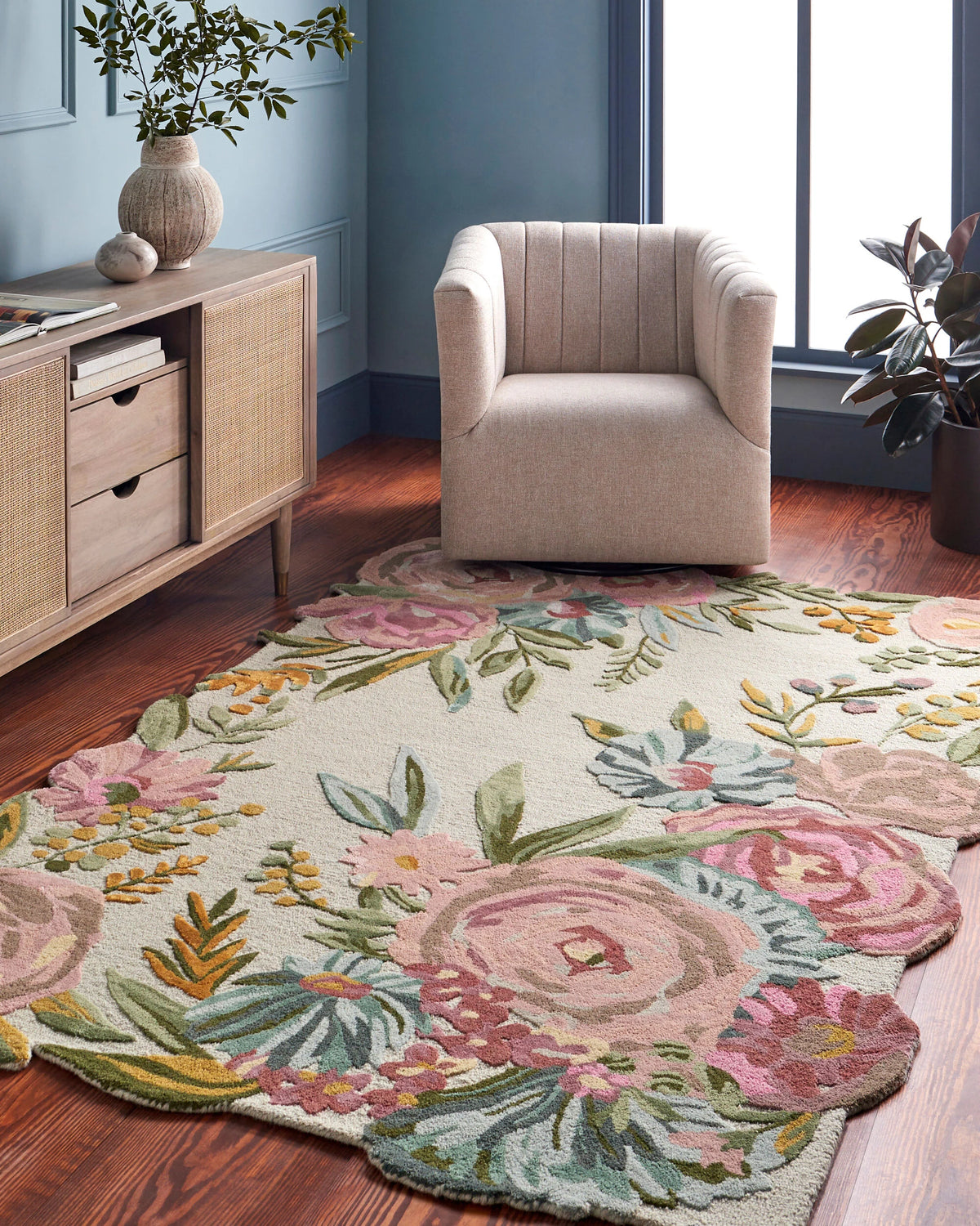 Shindig Floral Hand-Tufted Wool Rug - Image 2