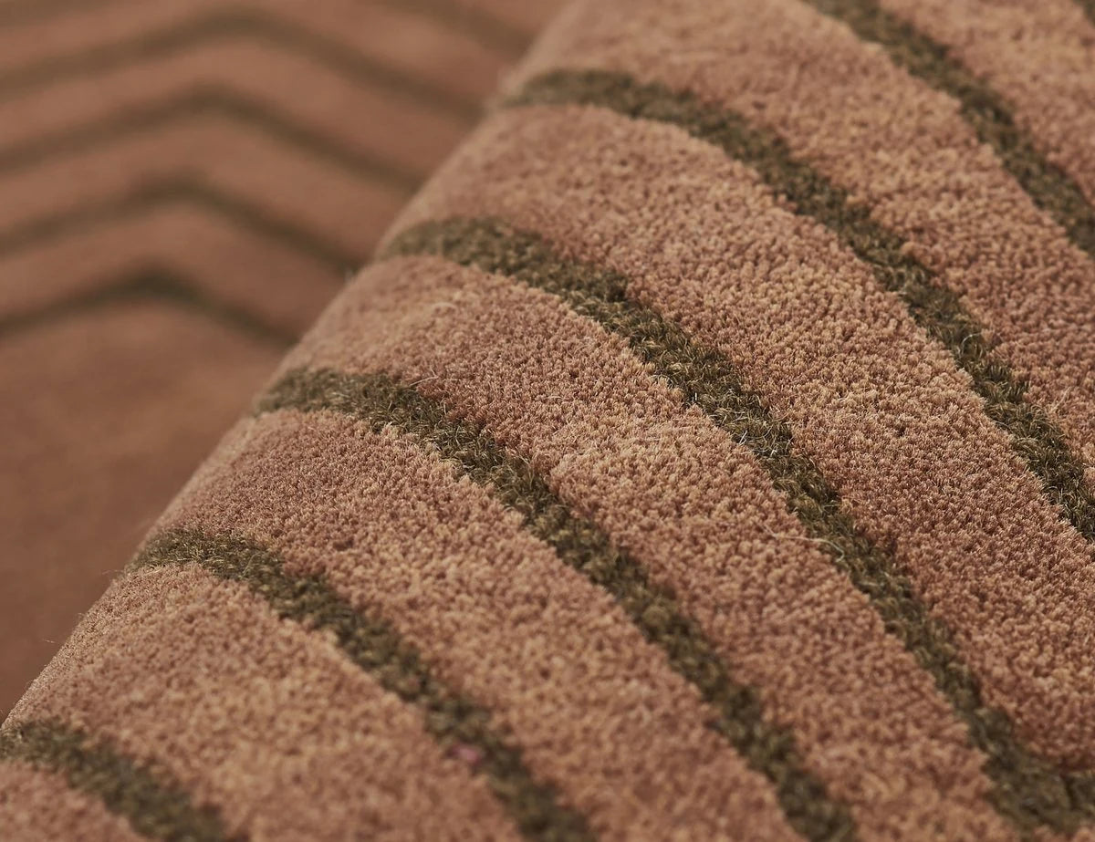 Simbus Copper Geometric Hand-Tufted Wool Rug - Image 5