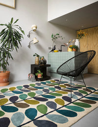 Stem Kingfisher Floral Hand-Tufted Wool Rug - Image 2