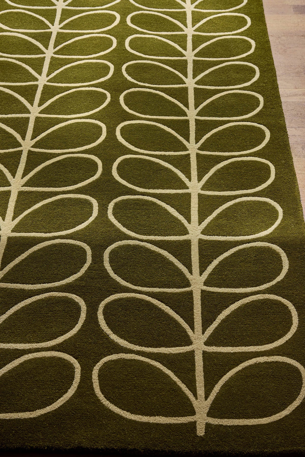 Stem Olive Floral Hand-Tufted Wool Rug - Image 5
