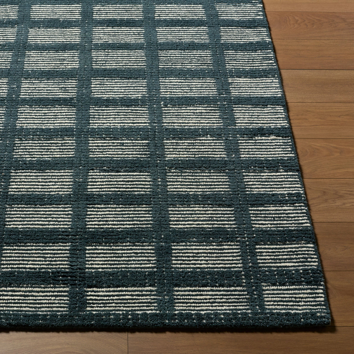 Texas Geometric Hand-Tufted Wool Rug - Image 2