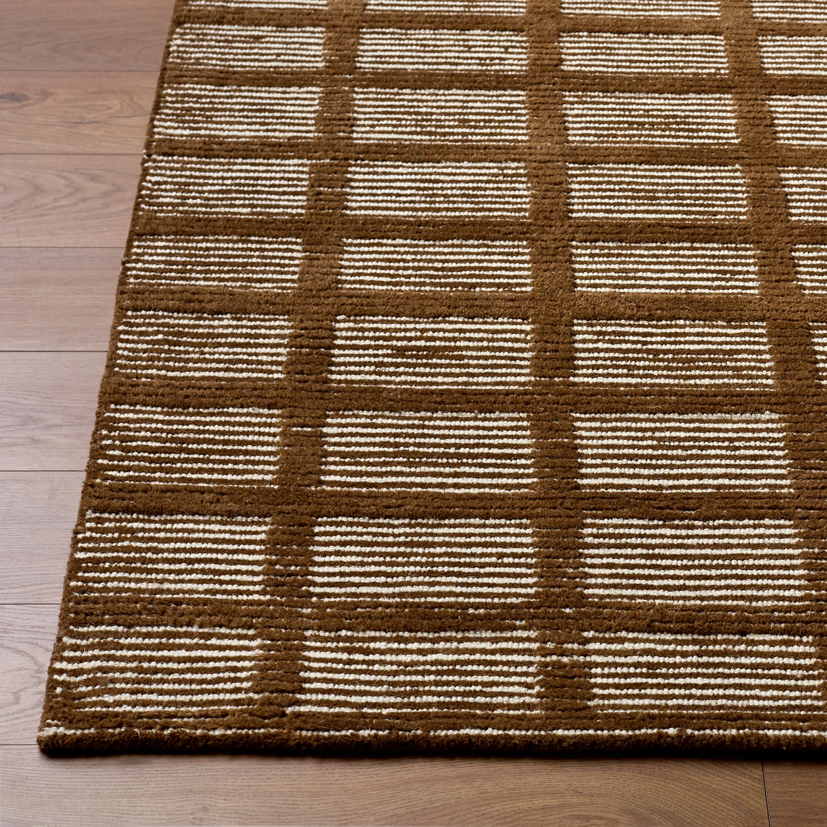 Track Geometric Hand-Tufted Wool Rug - Image 2