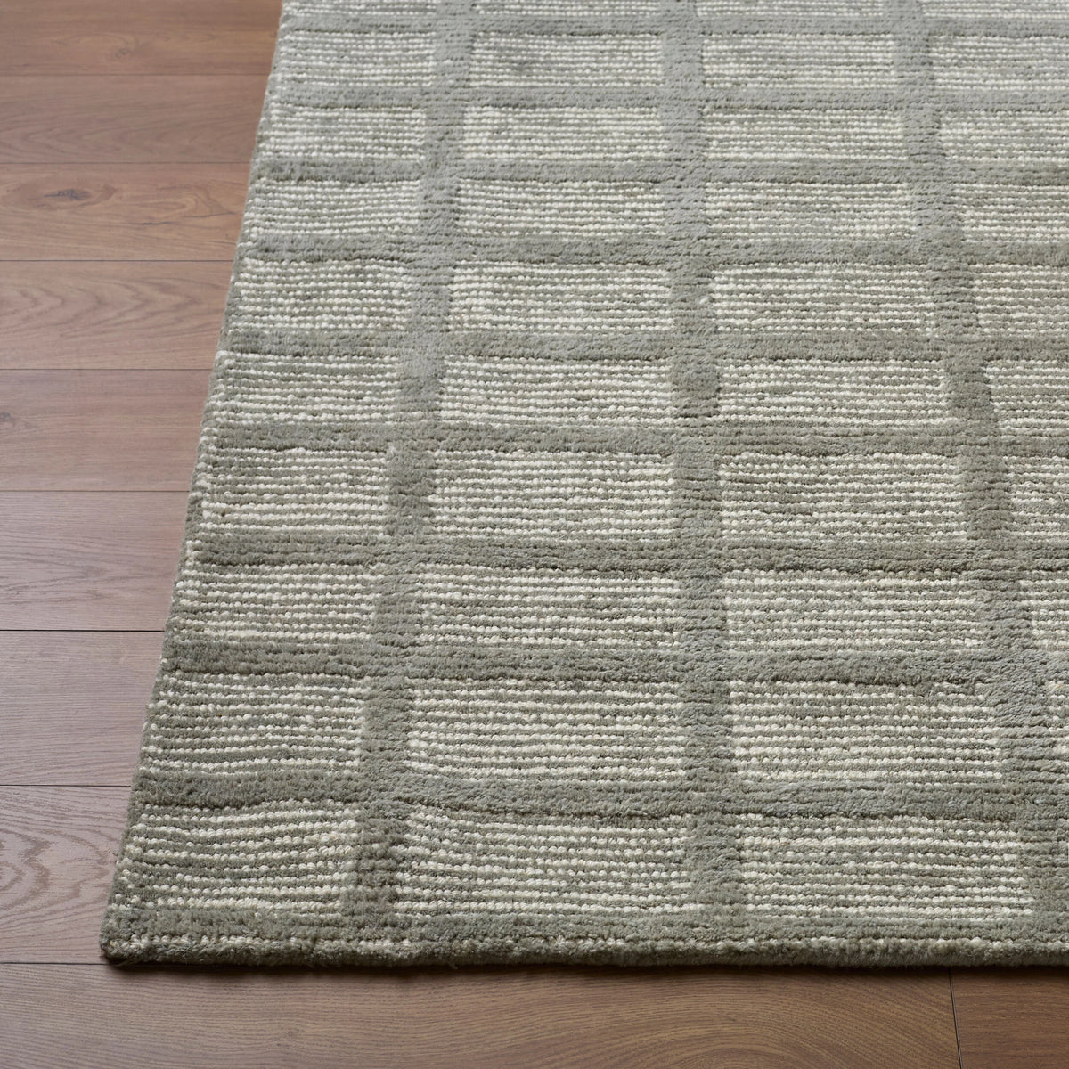 Tress Geometric Hand-Tufted Wool Rug - Image 2